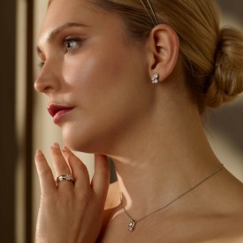 Luxusní stříbrný prsten zn. Diamonfire