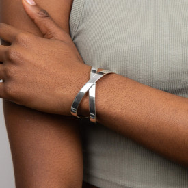 Stříbrný náramek