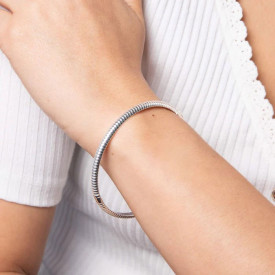 Stříbrný otevírací náramek Striped Bangle