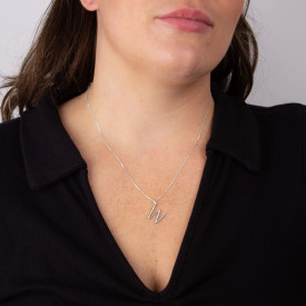 Stříbrný přívěsek  Písmeno W