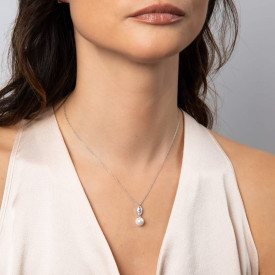 Stříbrný přívěsek Marquise Pearl Drop Diamonfire