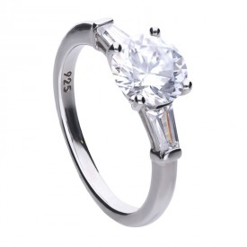 Zásnubní stříbrný prsten s bílým syntetickým diamantem